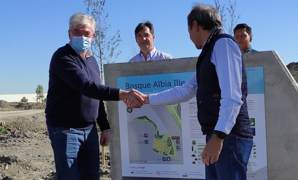 Comienza la plantación de árboles del 'Bosque Albia' para la reducción de emisiones de carbono en Plataforma Central Iberum